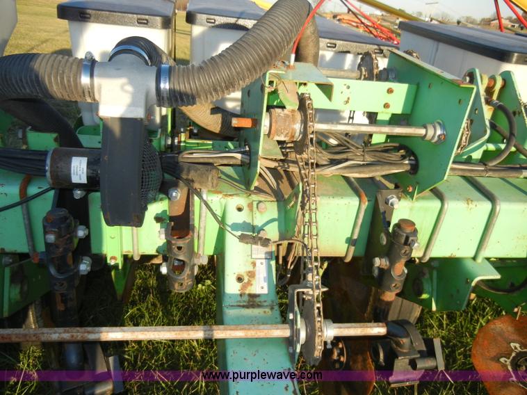 image for item A3340 Deutz Allis 385 Air Quadra no-till planter