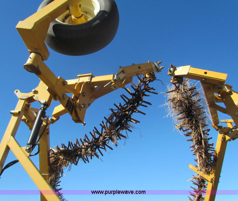 image for item A3505 2006 Phillips 4305A 43' rotary harrow