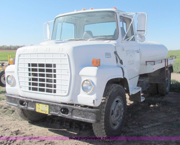 image for item A3506 1982 Ford N700 water truck