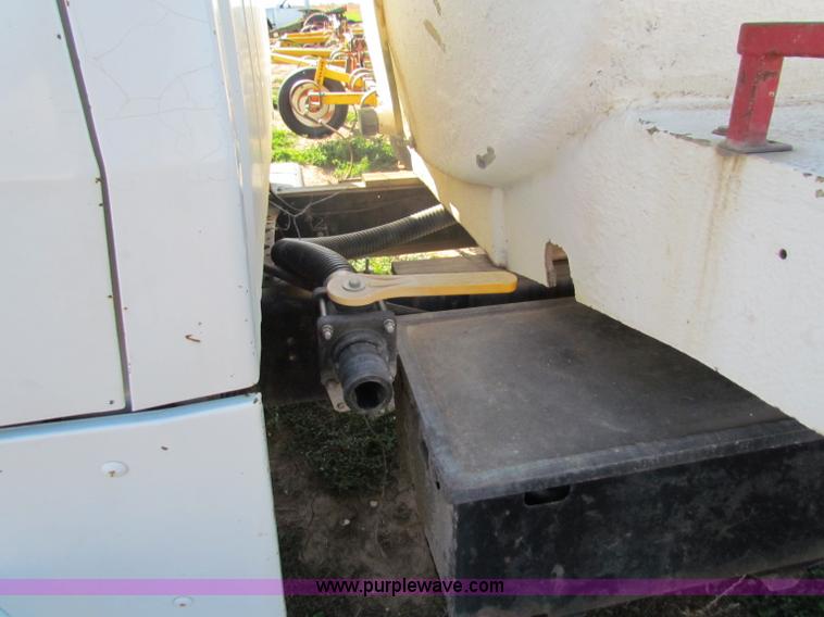 image for item A3506 1982 Ford N700 water truck