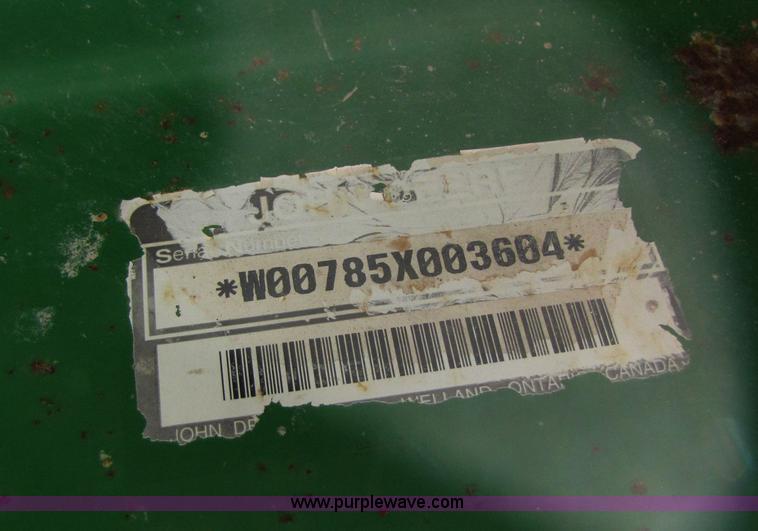 image for item B2119 John Deere 785 manure spreader