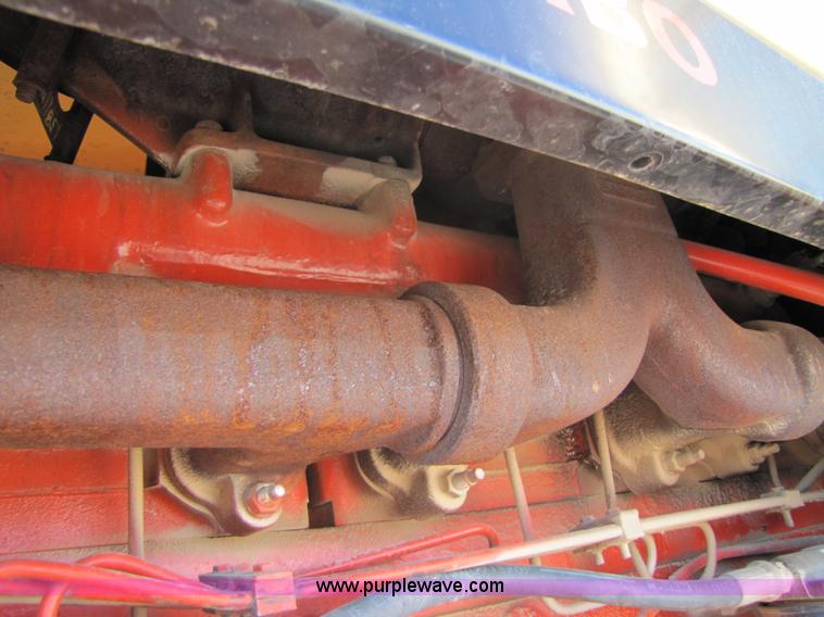 image for item B2125 1972 Case 1370 tractor