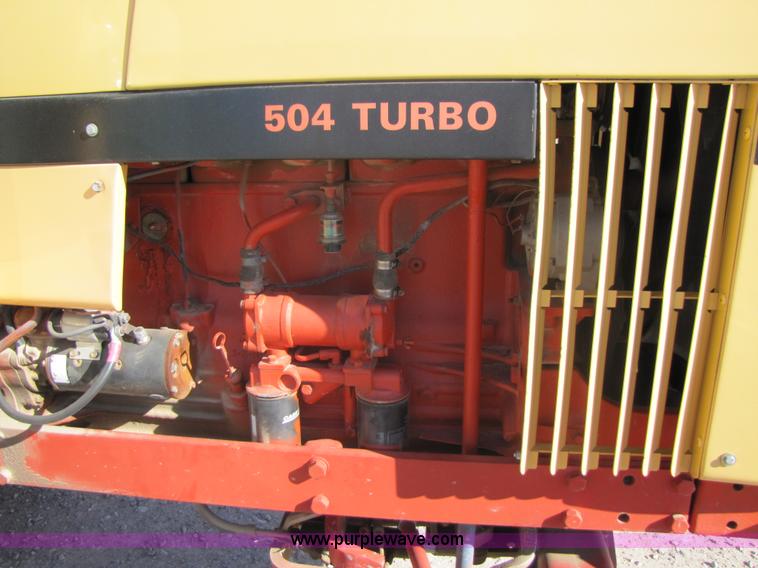 image for item B2125 1972 Case 1370 tractor