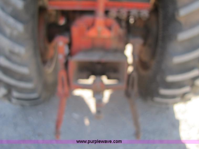 image for item B2125 1972 Case 1370 tractor
