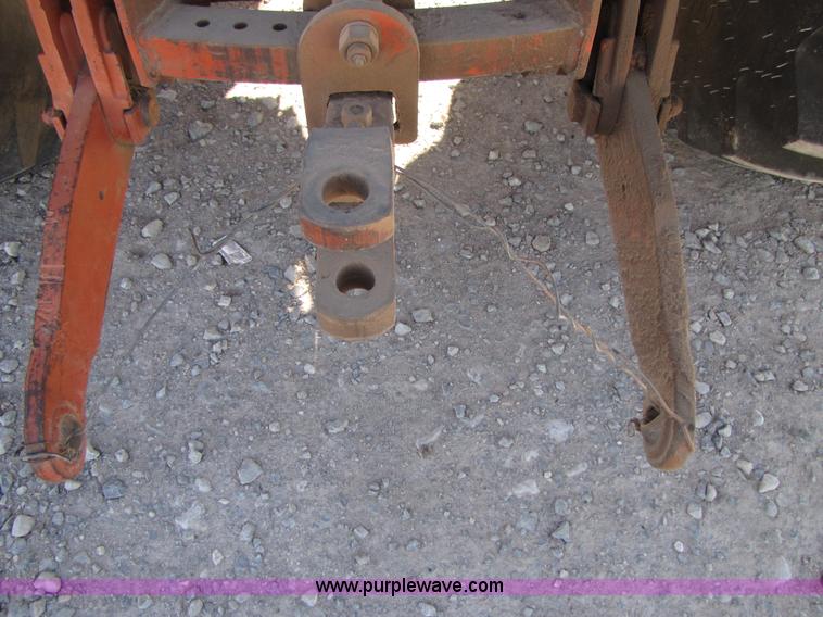 image for item B2125 1972 Case 1370 tractor