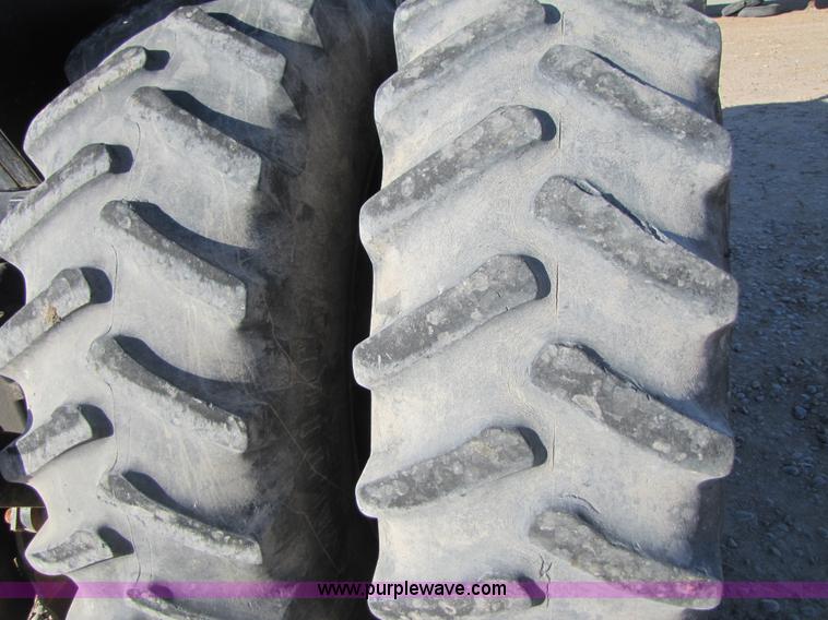 image for item B2128 1984 Case IH 2394 tractor