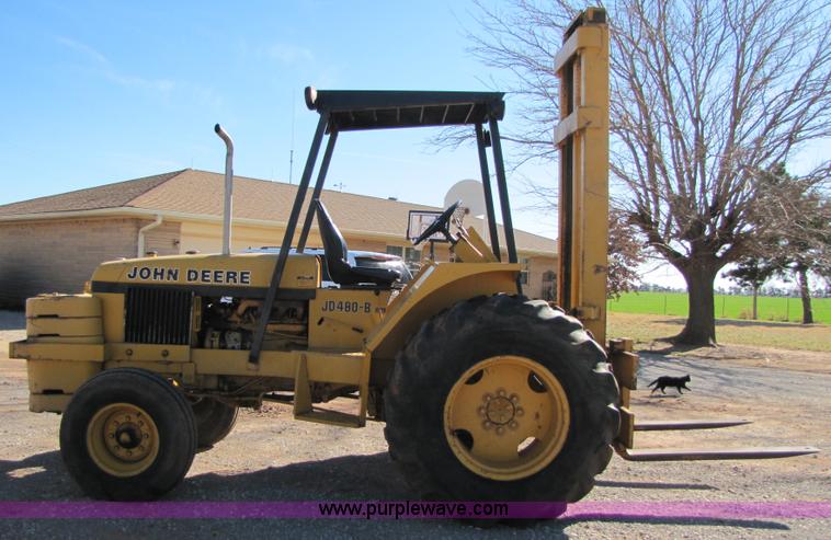 image for item B2140 John Deere 480B rough terrain forklift