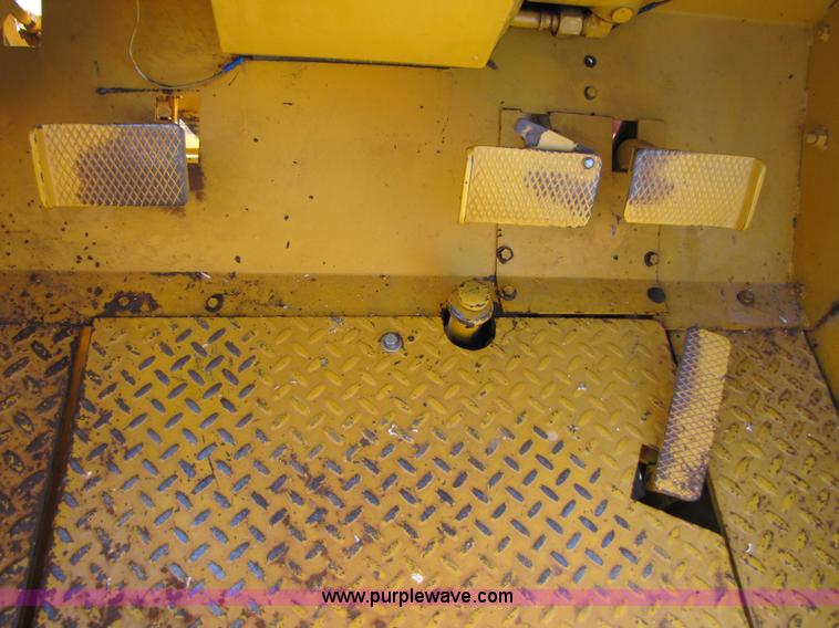 image for item B2140 John Deere 480B rough terrain forklift