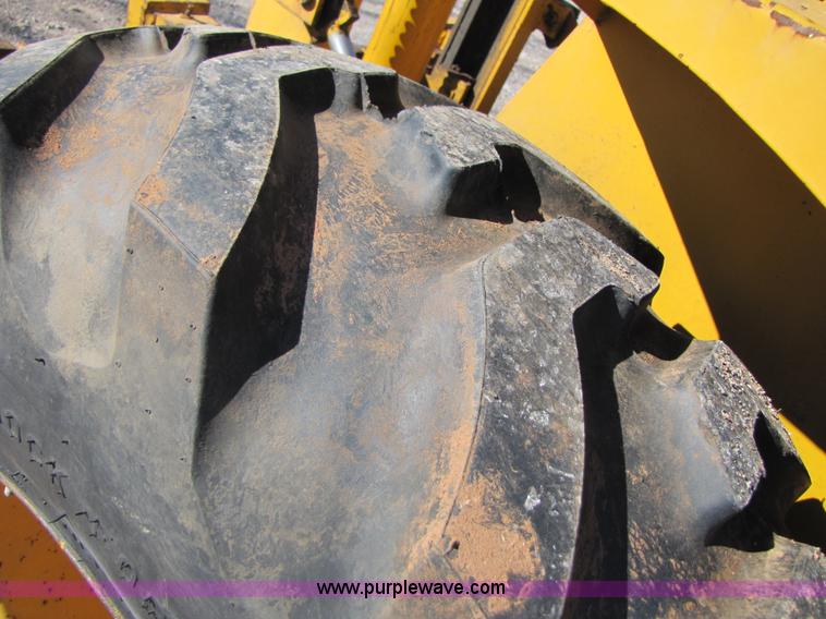 image for item B2140 John Deere 480B rough terrain forklift