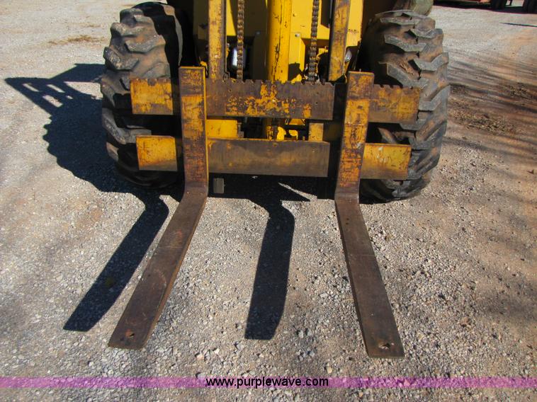 image for item B2140 John Deere 480B rough terrain forklift