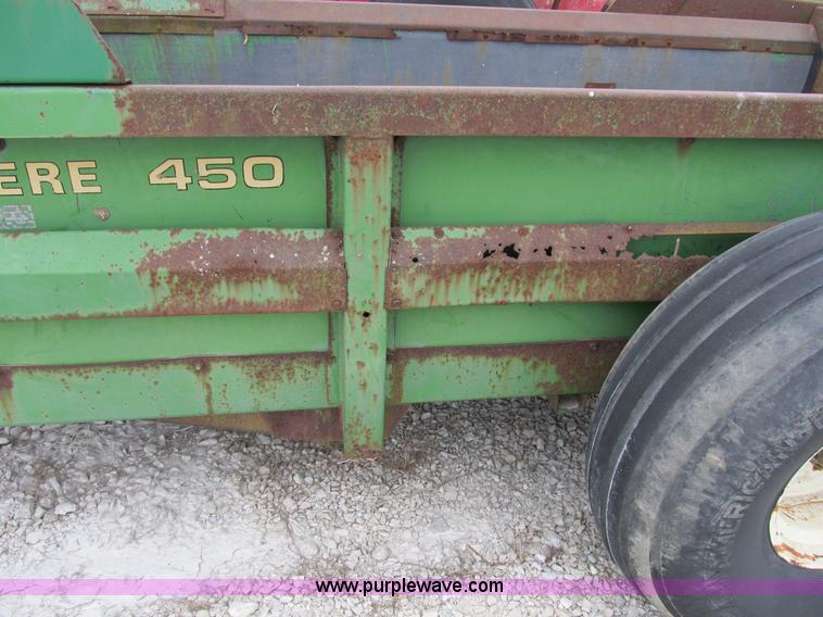 image for item B2539 John Deere 450 manure spreader