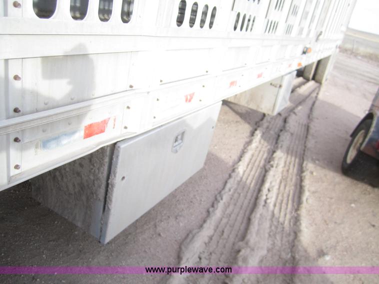 image for item B3110 1991 Barrett 50' livestock trailer