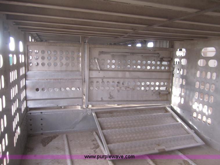 image for item B3110 1991 Barrett 50' livestock trailer