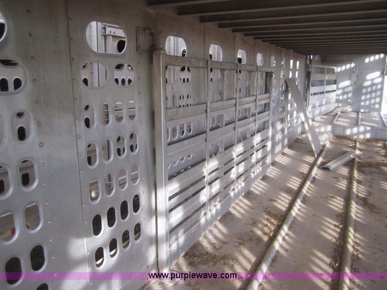 image for item B3110 1991 Barrett 50' livestock trailer