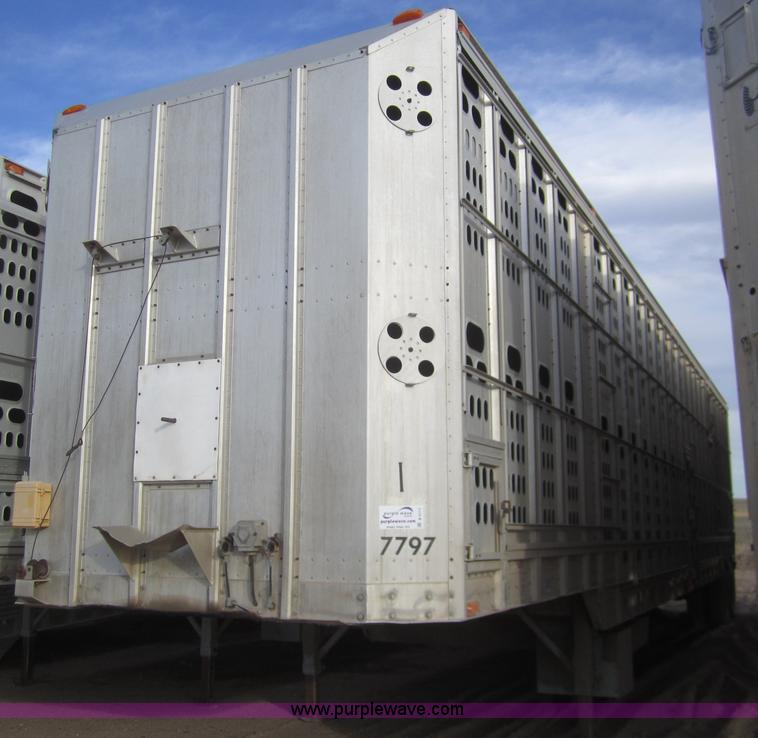 image for item B3111 1995 Barrett 50' livestock trailer