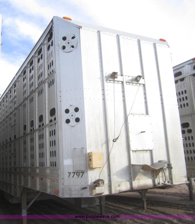 image for item B3111 1995 Barrett 50' livestock trailer