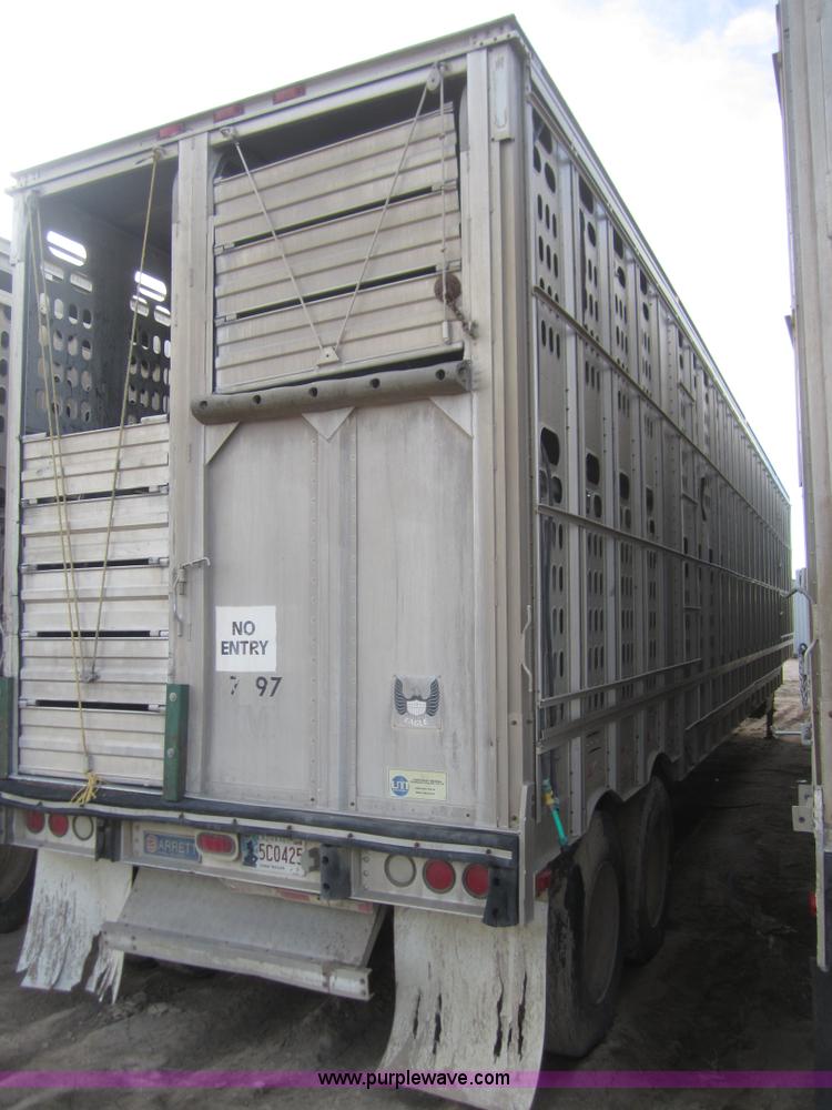 image for item B3111 1995 Barrett 50' livestock trailer