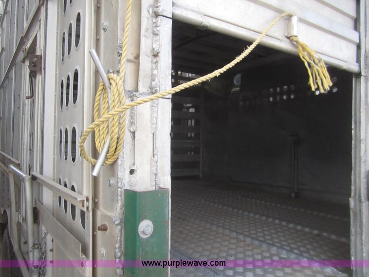 image for item B3111 1995 Barrett 50' livestock trailer