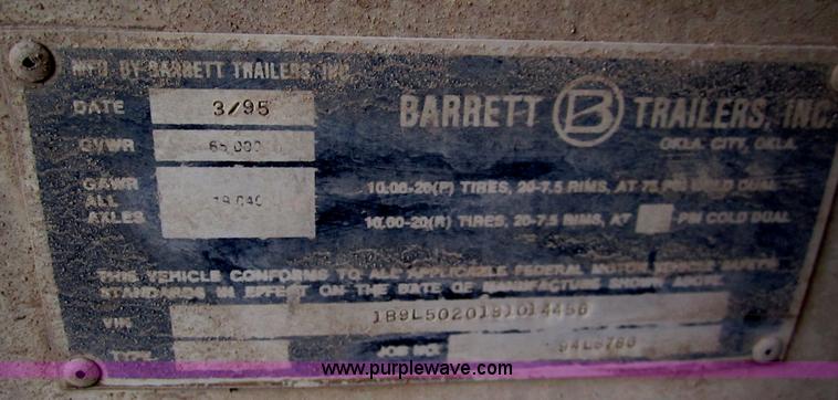 image for item B3111 1995 Barrett 50' livestock trailer