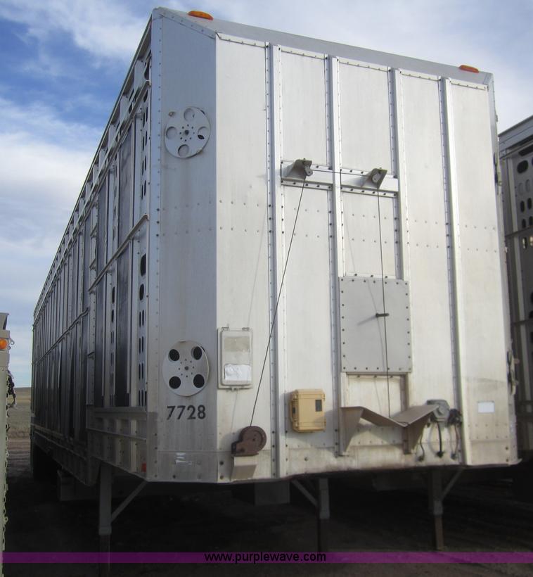 image for item B3112 1991 Barrett 50' livestock trailer