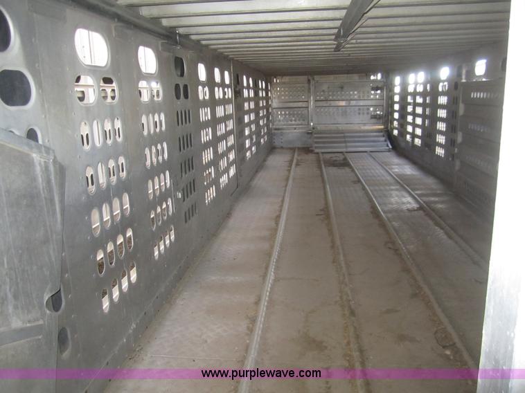 image for item B3112 1991 Barrett 50' livestock trailer