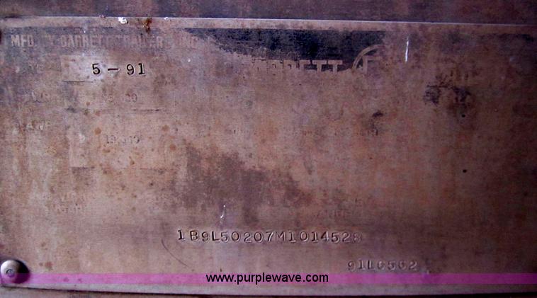 image for item B3112 1991 Barrett 50' livestock trailer