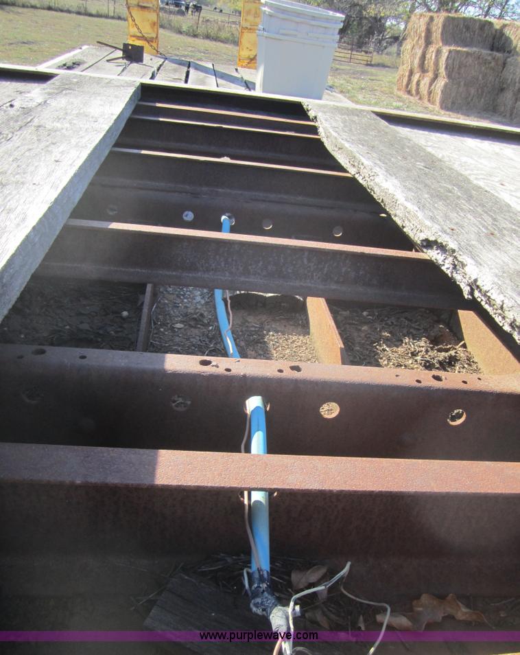 image for item C5115 1974 24' flatbed semi trailer