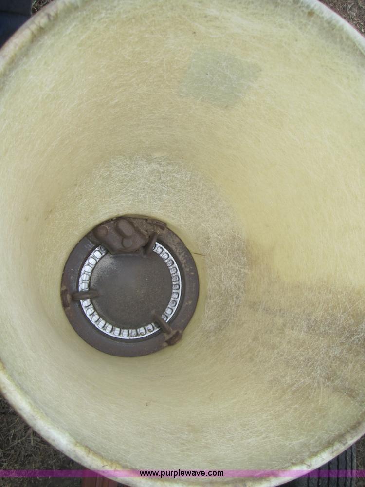 image for item C5227 International 455 four row planter