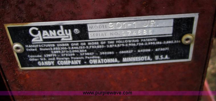 image for item C5227 International 455 four row planter