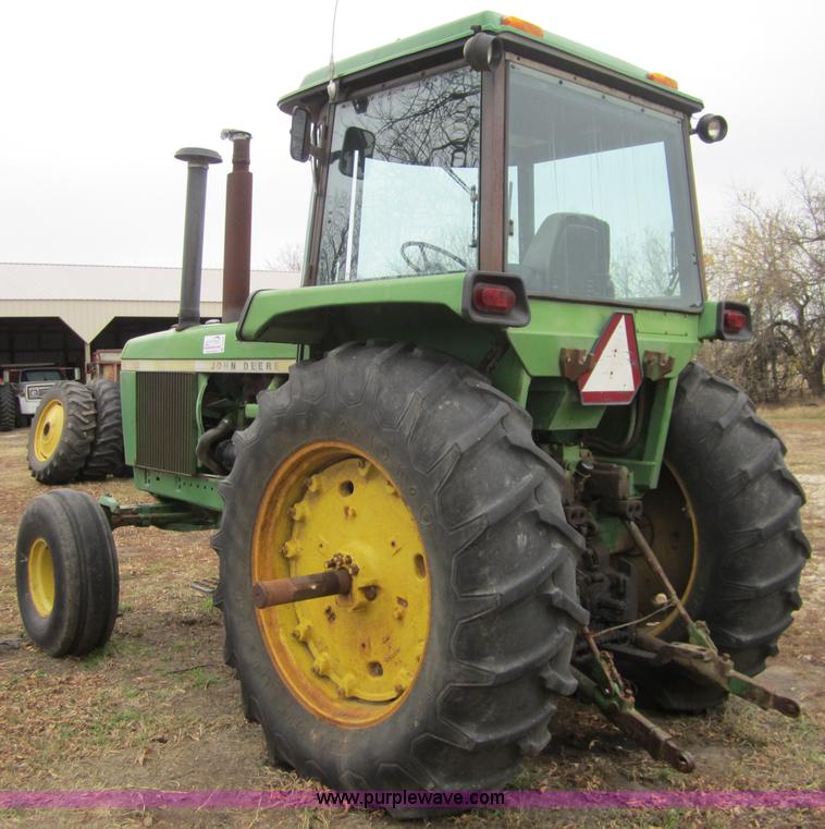 image for item C5228 1976 John Deere 4430 tractor