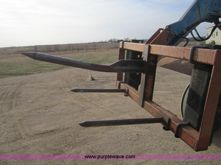 image for item C5247 1984 Ford 7710 tractor