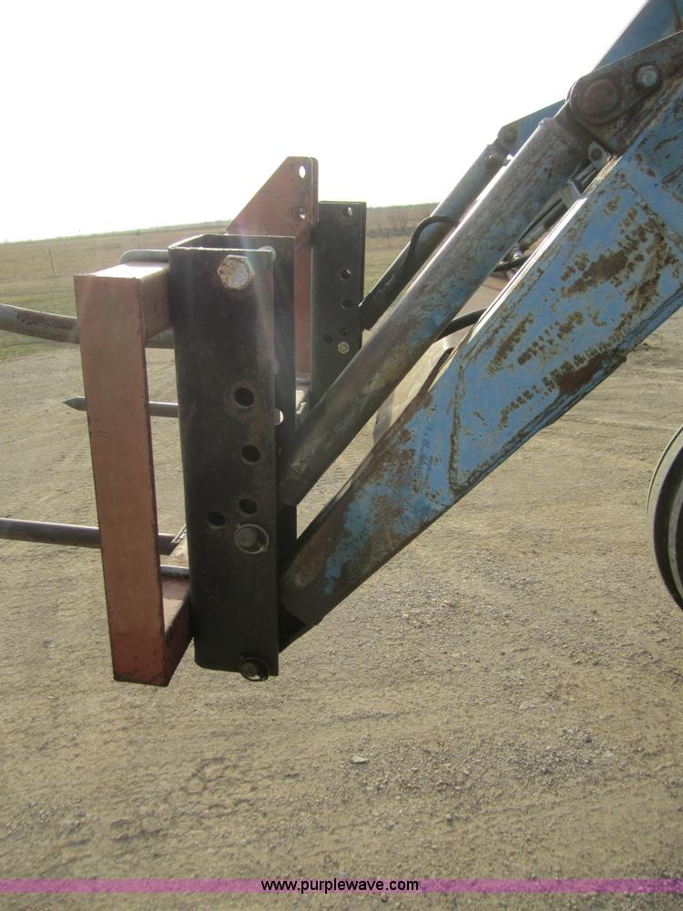 image for item C5247 1984 Ford 7710 tractor