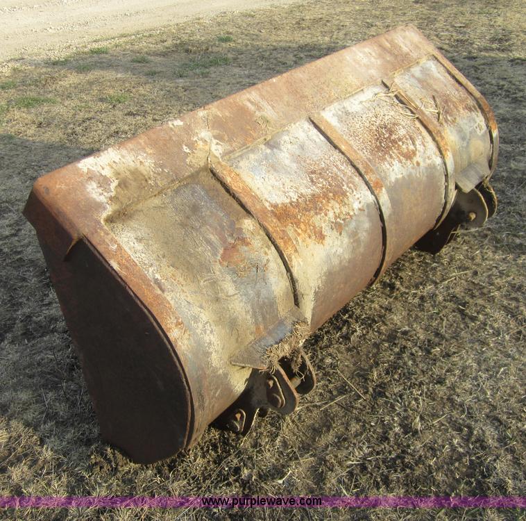 image for item C5247 1984 Ford 7710 tractor