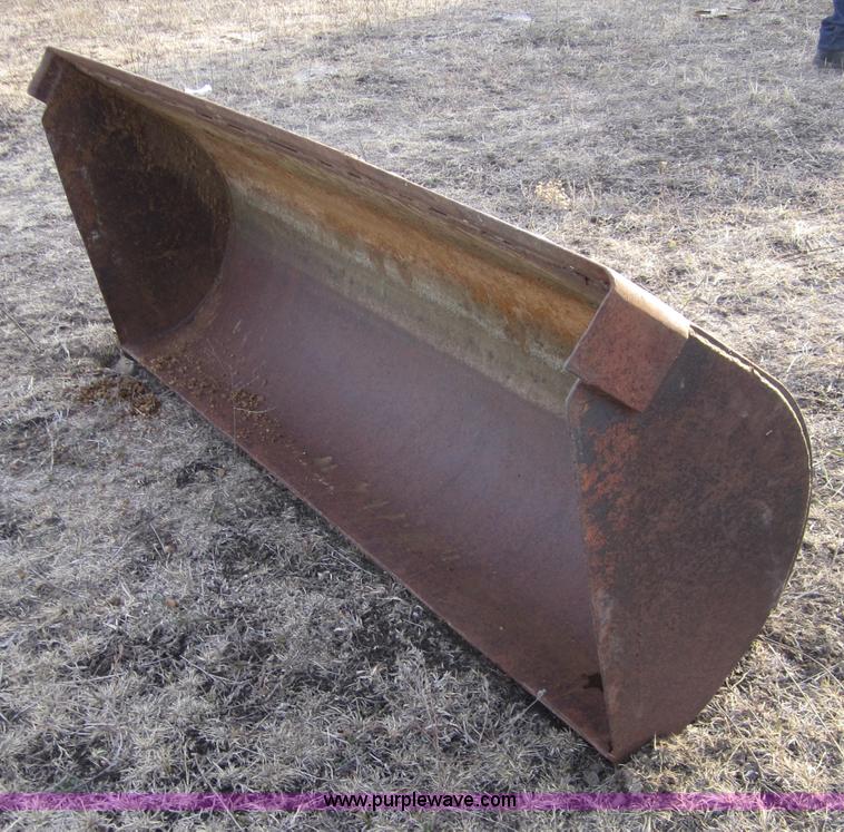 image for item C5247 1984 Ford 7710 tractor