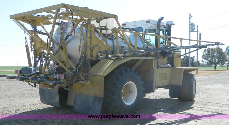 image for item D8613 1991 Ag-Chem TerraGator 1664T self propelled sprayer