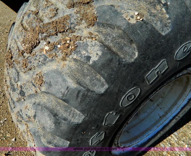 image for item D8613 1991 Ag-Chem TerraGator 1664T self propelled sprayer