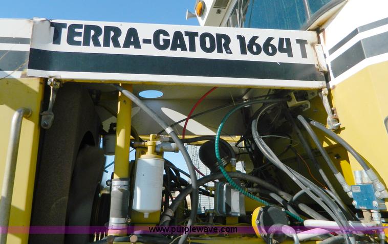 image for item D8613 1991 Ag-Chem TerraGator 1664T self propelled sprayer