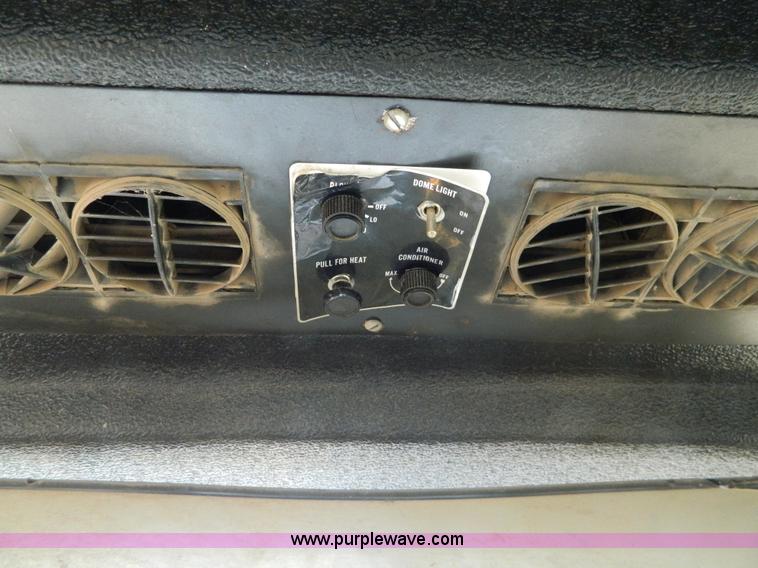 image for item D8613 1991 Ag-Chem TerraGator 1664T self propelled sprayer