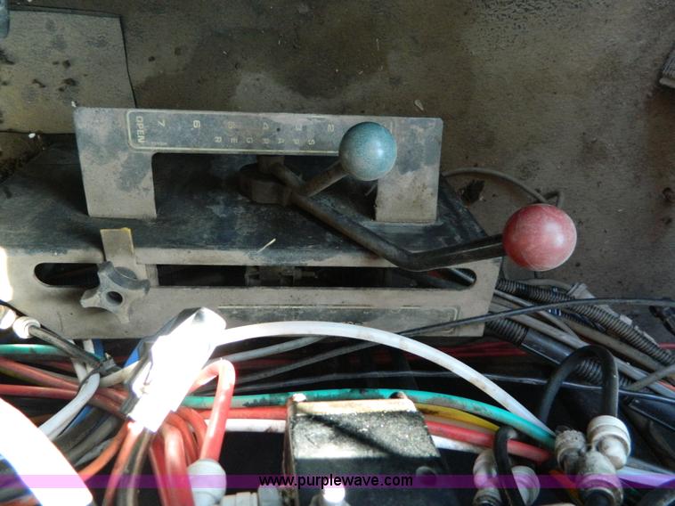 image for item D8613 1991 Ag-Chem TerraGator 1664T self propelled sprayer