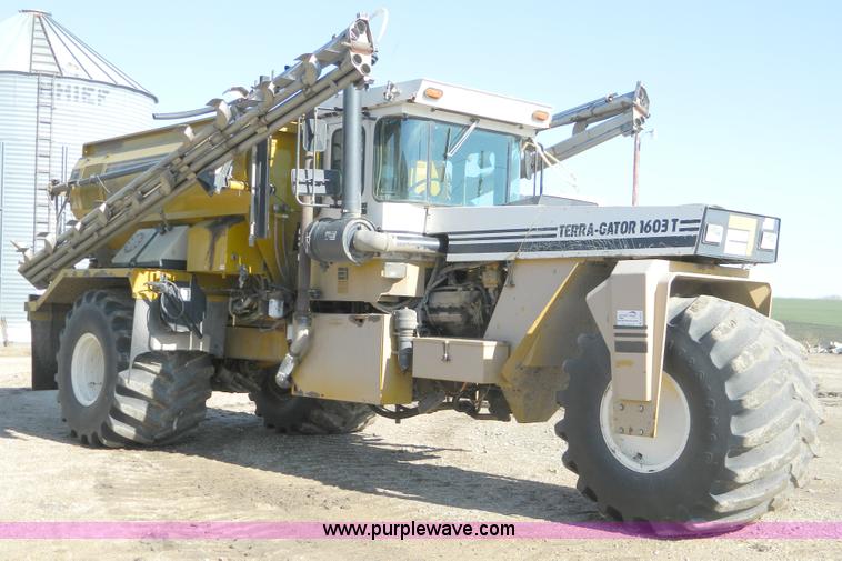 image for item D8614 1990 Ag-Chem TerraGator 1603T self propelled spreader