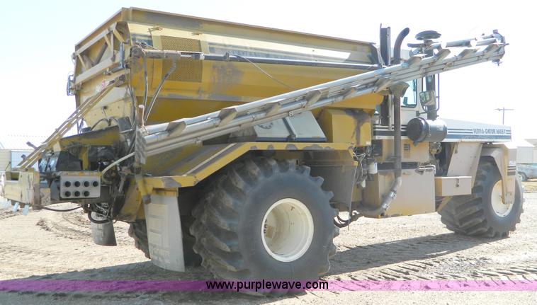 image for item D8614 1990 Ag-Chem TerraGator 1603T self propelled spreader