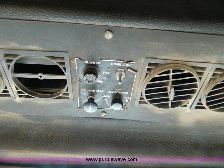 image for item D8614 1990 Ag-Chem TerraGator 1603T self propelled spreader