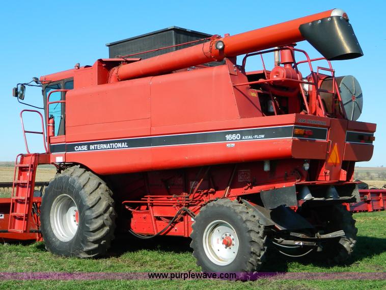 image for item D8618 1990 Case IH 1660 Axial Flow combine