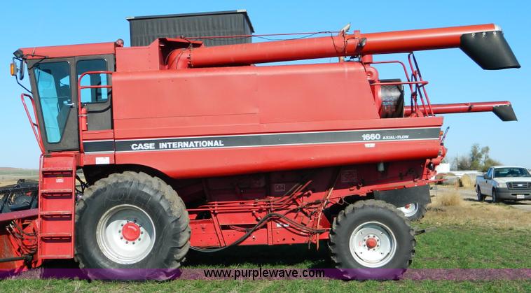 image for item D8618 1990 Case IH 1660 Axial Flow combine