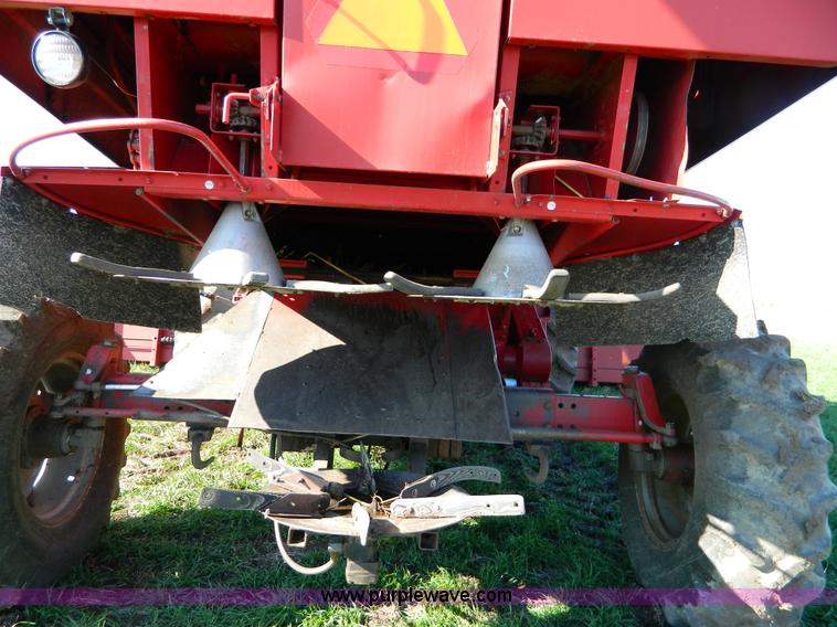 image for item D8618 1990 Case IH 1660 Axial Flow combine