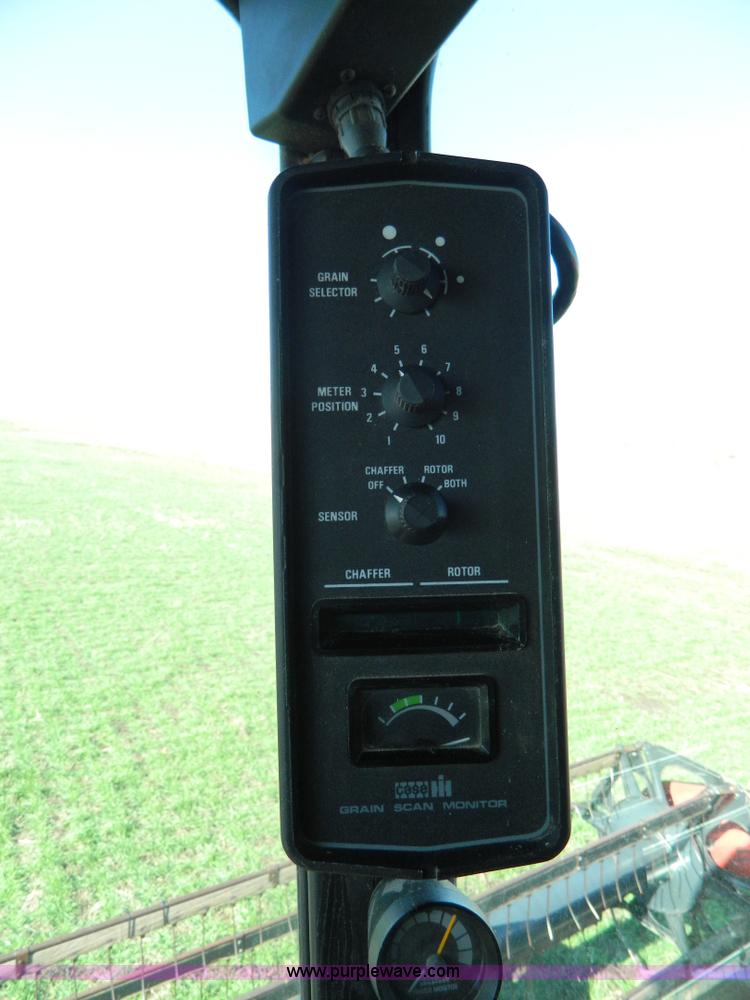 image for item D8618 1990 Case IH 1660 Axial Flow combine