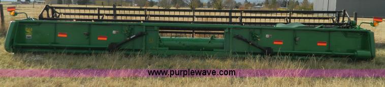 image for item D8625 2000 John Deere 930F 30' flex head