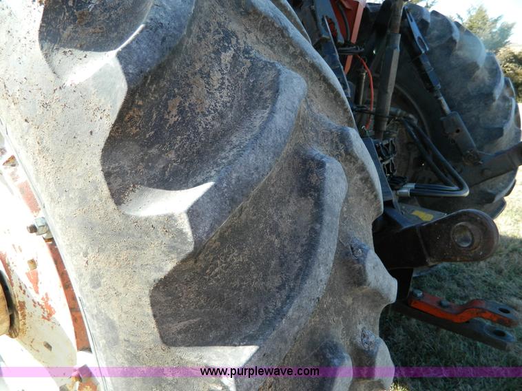 image for item D8627 1984 Allis Chalmers 8070 MFWD tractor