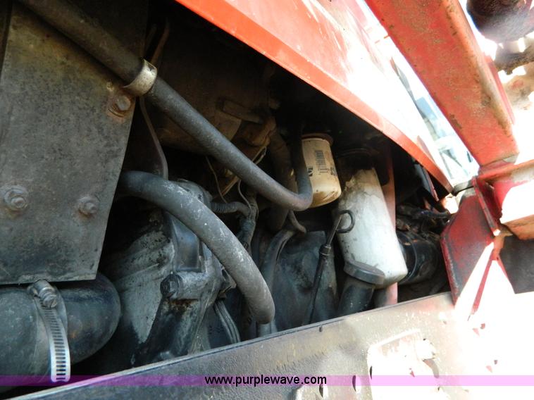 image for item D8627 1984 Allis Chalmers 8070 MFWD tractor