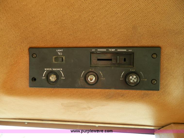 image for item D8627 1984 Allis Chalmers 8070 MFWD tractor